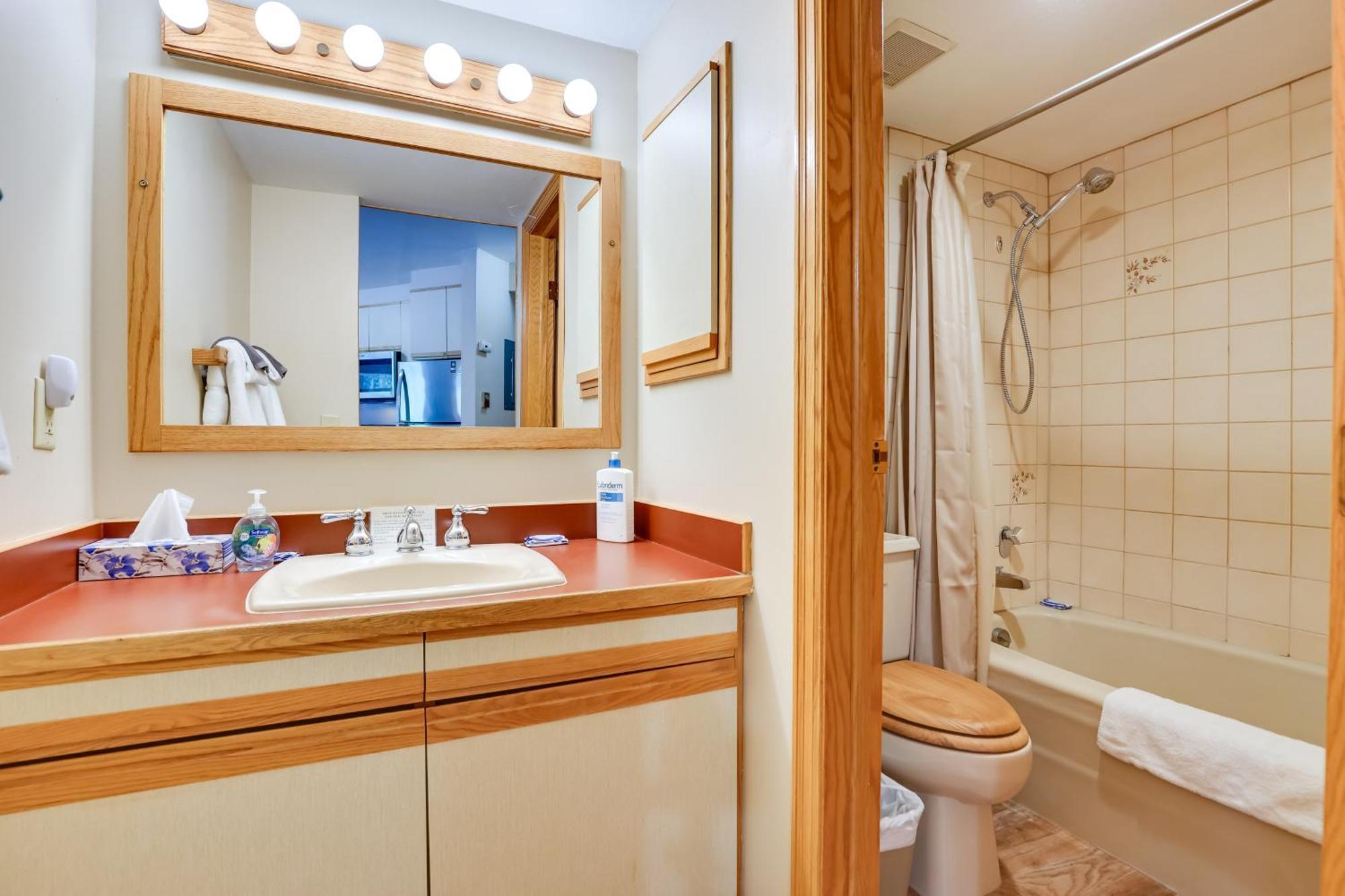 Ski-Inandski-Out Retreat With Iron Horse Pool Access! Уинтър Парк Екстериор снимка