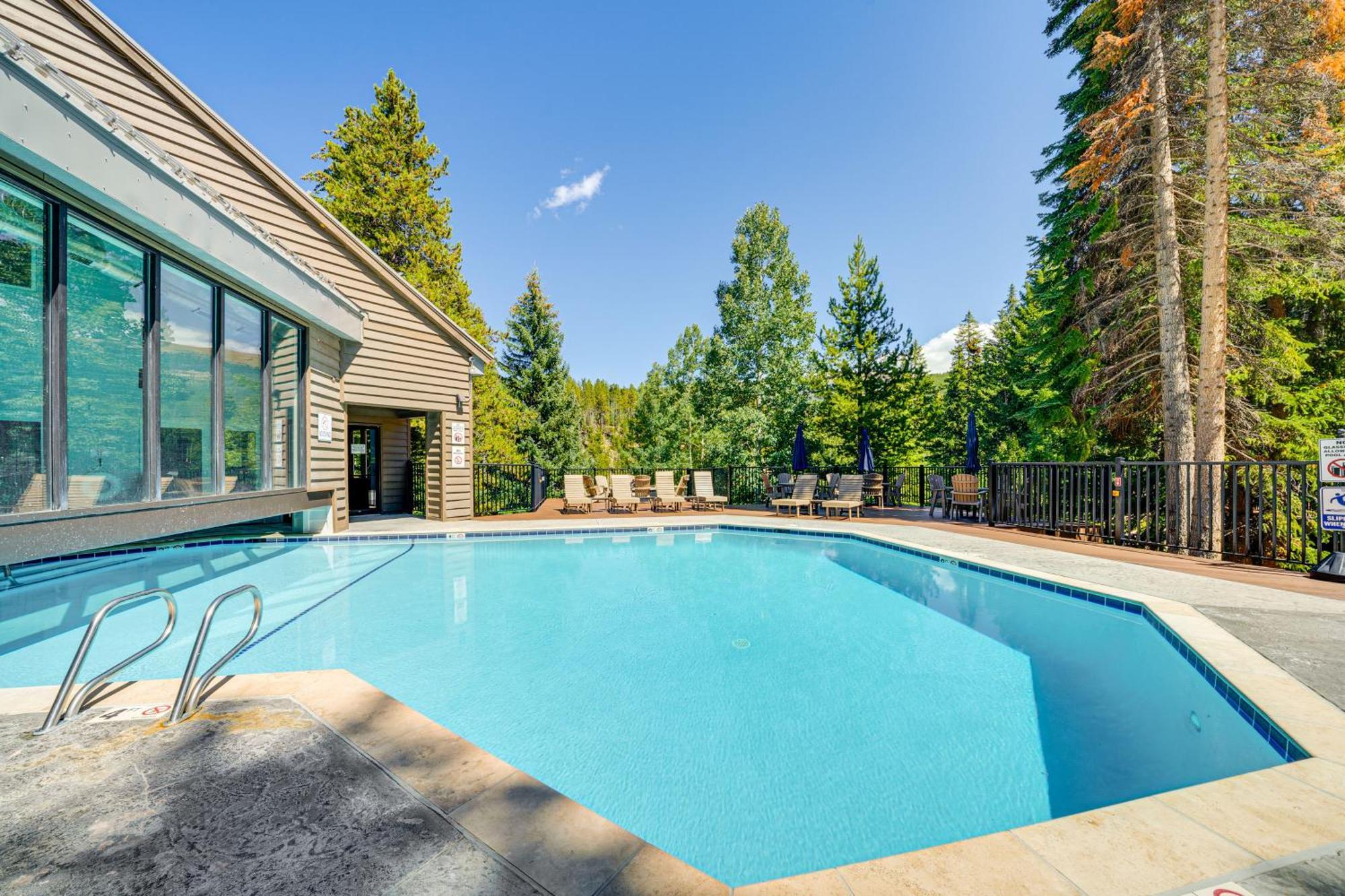 Ski-Inandski-Out Retreat With Iron Horse Pool Access! Уинтър Парк Екстериор снимка